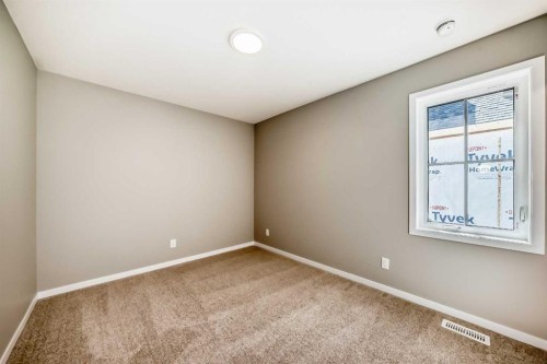 103 Mercado Crescent Se, Calgary, AB - Indoor Photo Showing Other Room