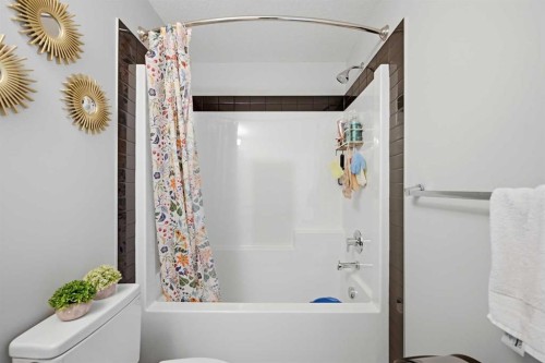 4065 Cornerstone Boulevard Ne, Calgary, AB - Indoor Photo Showing Bathroom