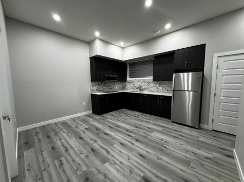 4065 Cornerstone Boulevard Ne, Calgary, AB - Indoor Photo Showing Kitchen