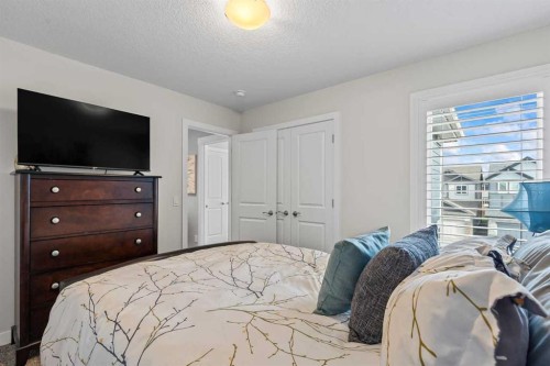 68 Legacy Manor Se, Calgary, AB - Indoor Photo Showing Bedroom