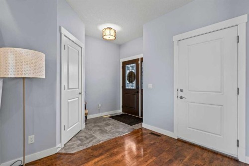 68 Legacy Manor Se, Calgary, AB - Indoor Photo Showing Other Room