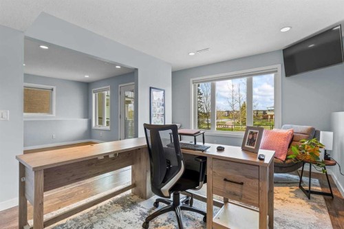 68 Legacy Manor Se, Calgary, AB - Indoor Photo Showing Office