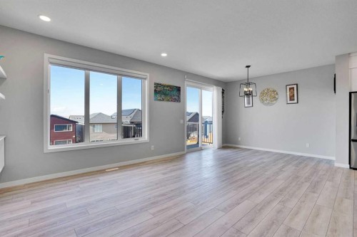 179 Lucas Heights Nw, Calgary, AB - Indoor