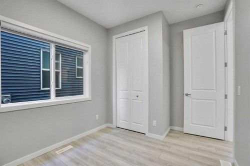 179 Lucas Heights Nw, Calgary, AB - Indoor Photo Showing Other Room