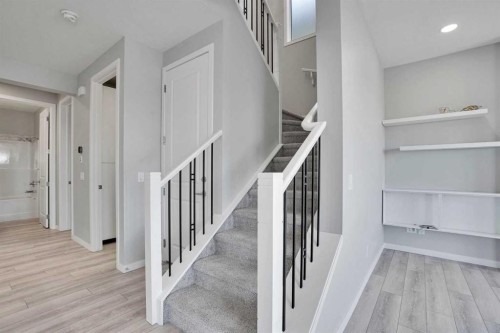 179 Lucas Heights Nw, Calgary, AB - Indoor Photo Showing Other Room