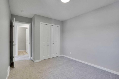 179 Lucas Heights Nw, Calgary, AB - Indoor Photo Showing Other Room