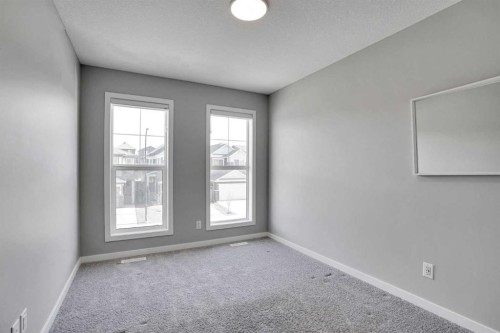 179 Lucas Heights Nw, Calgary, AB - Indoor Photo Showing Other Room