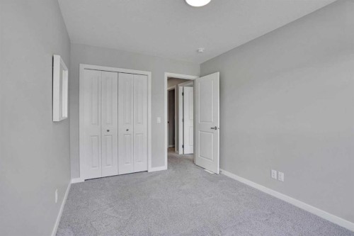 179 Lucas Heights Nw, Calgary, AB - Indoor