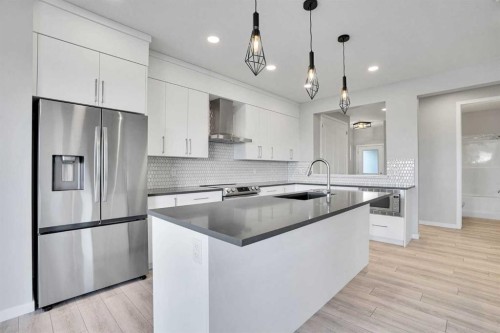 179 Lucas Heights Nw, Calgary, AB - Indoor Photo Showing Kitchen With Stainless Steel Kitchen With Upgraded Kitchen