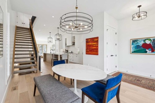 534 35A Street Nw, Calgary, AB - Indoor Photo Showing Other Room