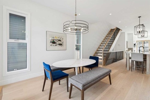 534 35A Street Nw, Calgary, AB - Indoor Photo Showing Dining Room
