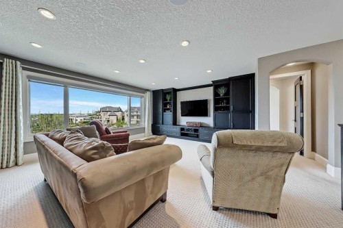 85 Rockcliff Heights Nw, Calgary, AB - Indoor Photo Showing Living Room