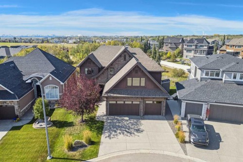 85 Rockcliff Heights Nw, Calgary, AB - Outdoor With Facade
