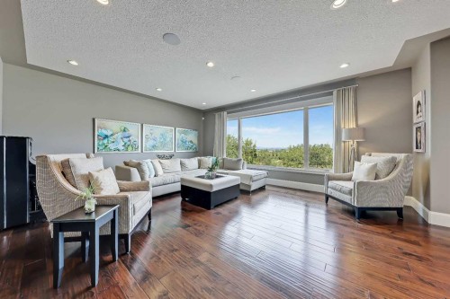 85 Rockcliff Heights Nw, Calgary, AB - Indoor Photo Showing Living Room