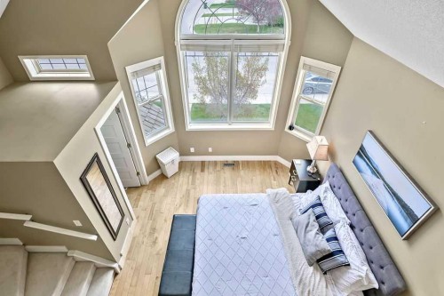 56 Mt Aberdeen Close Se, Calgary, AB - Indoor