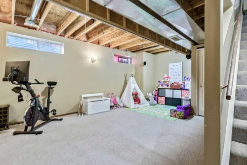 56 Mt Aberdeen Close Se, Calgary, AB - Indoor