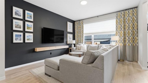 77 Wolf Gate, Okotoks, AB - Indoor Photo Showing Living Room