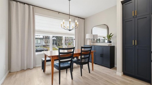 77 Wolf Gate, Okotoks, AB - Indoor Photo Showing Dining Room