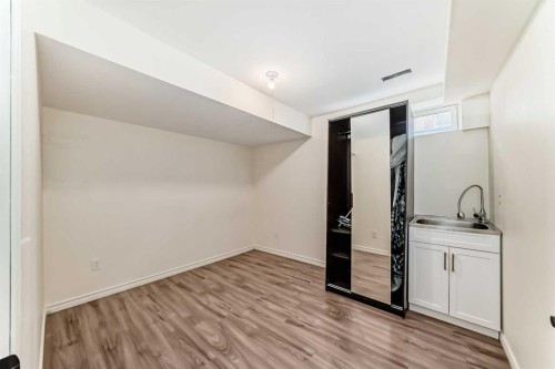 262 Coventry Court Ne, Calgary, AB - Indoor Photo Showing Other Room