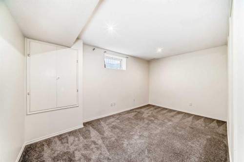262 Coventry Court Ne, Calgary, AB - Indoor
