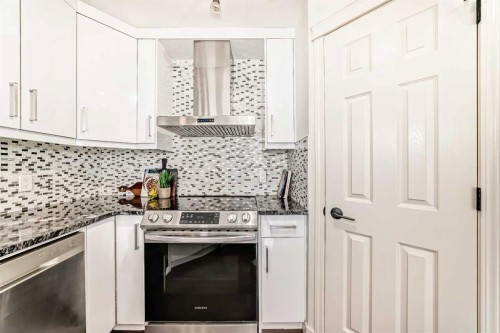 262 Coventry Court Ne, Calgary, AB - Indoor Photo Showing Kitchen