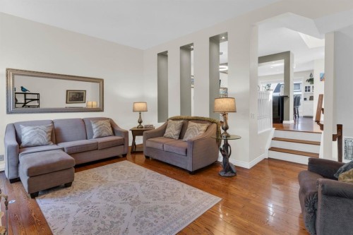 111 Point Drive Nw, Calgary, AB - Indoor Photo Showing Living Room