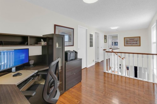 111 Point Drive Nw, Calgary, AB - Indoor