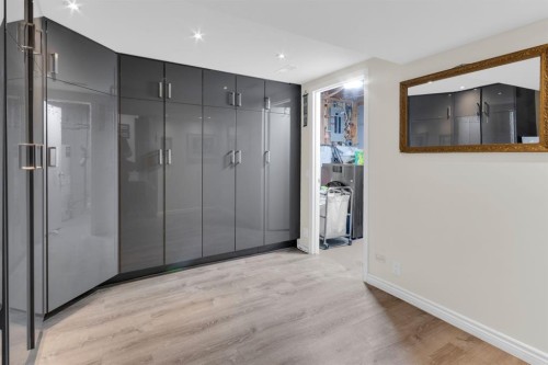 111 Point Drive Nw, Calgary, AB - Indoor Photo Showing Other Room