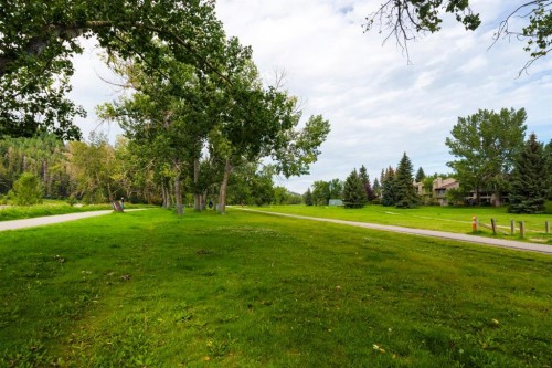 111 Point Drive Nw, Calgary, AB - Outdoor
