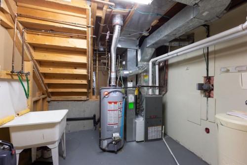 95 Castleridge Close Ne, Calgary, AB - Indoor Photo Showing Basement