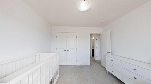 55 Belgian Crescent, Cochrane, AB - Indoor