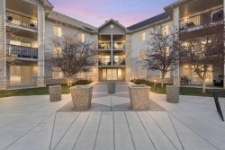 2320-2371 Eversyde Avenue SW Calgary, AB T2Y 5B8