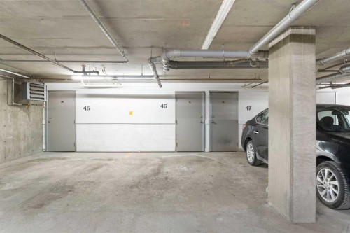 2320-2371 Eversyde Avenue Sw, Calgary, AB - Indoor Photo Showing Garage