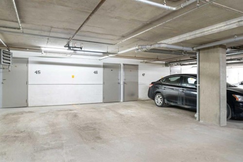2320-2371 Eversyde Avenue Sw, Calgary, AB - Indoor Photo Showing Garage