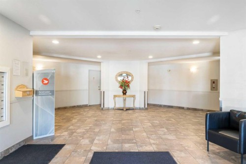 2320-2371 Eversyde Avenue Sw, Calgary, AB - Indoor