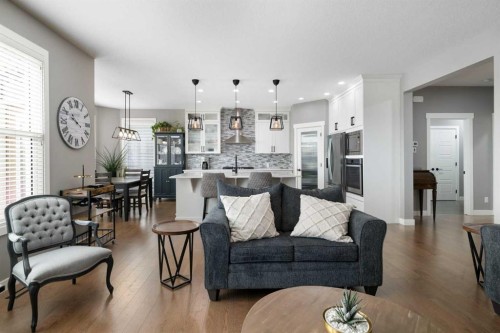 41 Banded Peak View, Okotoks, AB - Indoor Photo Showing Living Room