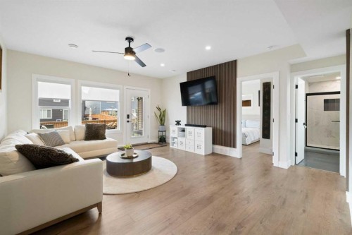 41 Banded Peak View, Okotoks, AB - Indoor Photo Showing Living Room