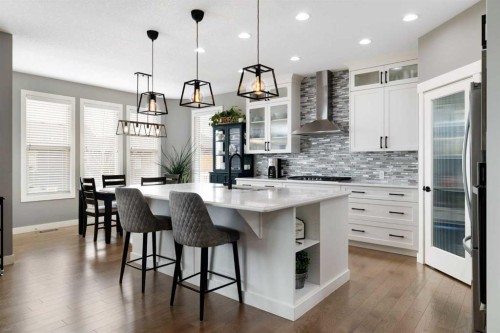 41 Banded Peak View, Okotoks, AB - Indoor Photo Showing Kitchen With Upgraded Kitchen