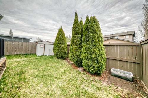 80 Eversyde Way Sw, Calgary, AB - Outdoor