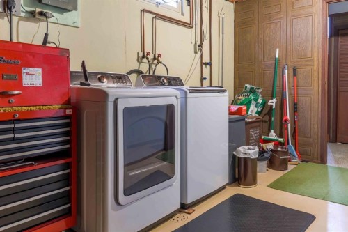 1444 Acadia Drive Se, Calgary, AB - Indoor Photo Showing Laundry Room