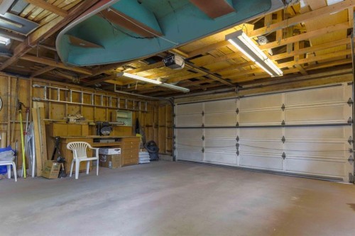 1444 Acadia Drive Se, Calgary, AB - Indoor Photo Showing Garage