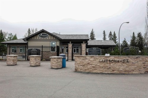 1444 Acadia Drive Se, Calgary, AB - Outdoor