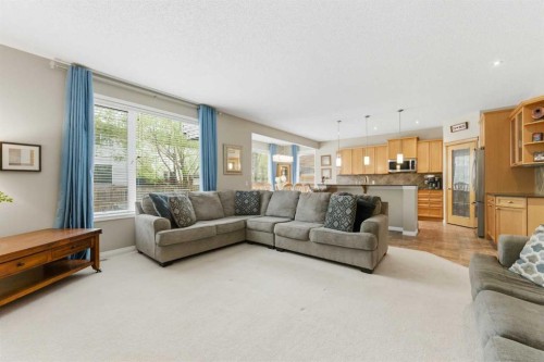 143 Chaparral Ravine View Se, Calgary, AB - Indoor Photo Showing Living Room