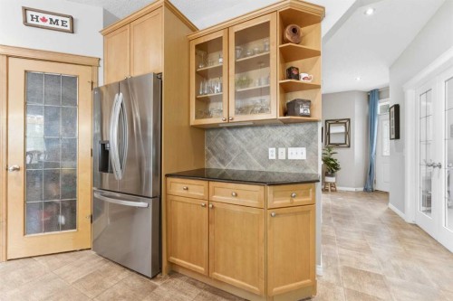 143 Chaparral Ravine View Se, Calgary, AB - Indoor Photo Showing Kitchen