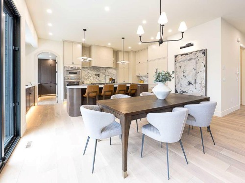 15 42 Street Sw, Calgary, AB - Indoor Photo Showing Dining Room