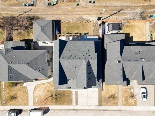 15 42 Street Sw, Calgary, AB - Outdoor