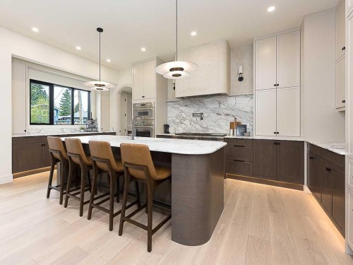 15 42 Street Sw, Calgary, AB - Indoor