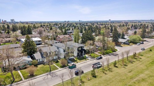 1027 32 Avenue Nw, Calgary, AB - Outdoor With View