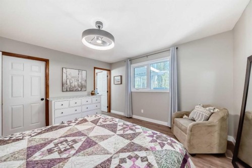 39 Westfall Crescent, Okotoks, AB - Indoor Photo Showing Bedroom