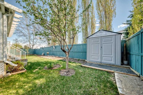 39 Westfall Crescent, Okotoks, AB - Outdoor